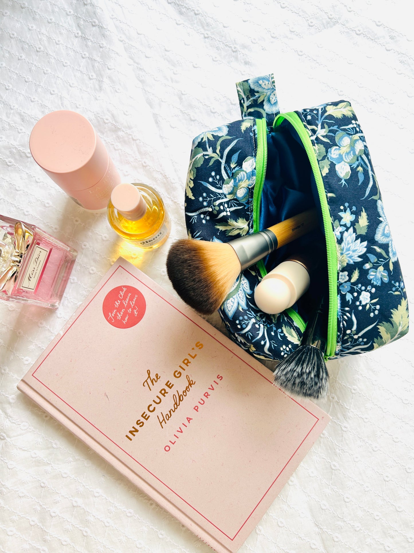 Beatrice - Medium Make-up bag